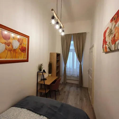 Akacfa Sweet Будапешт