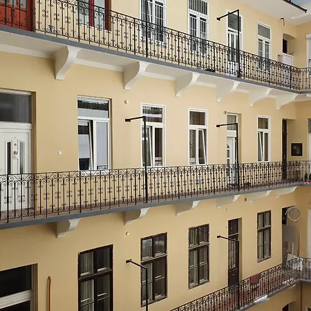 Апартаменты Akacfa Sweet Будапешт