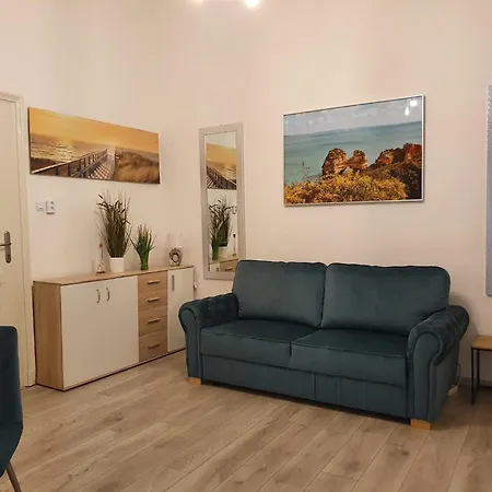 Apartment Akacfa Sweet Budapest